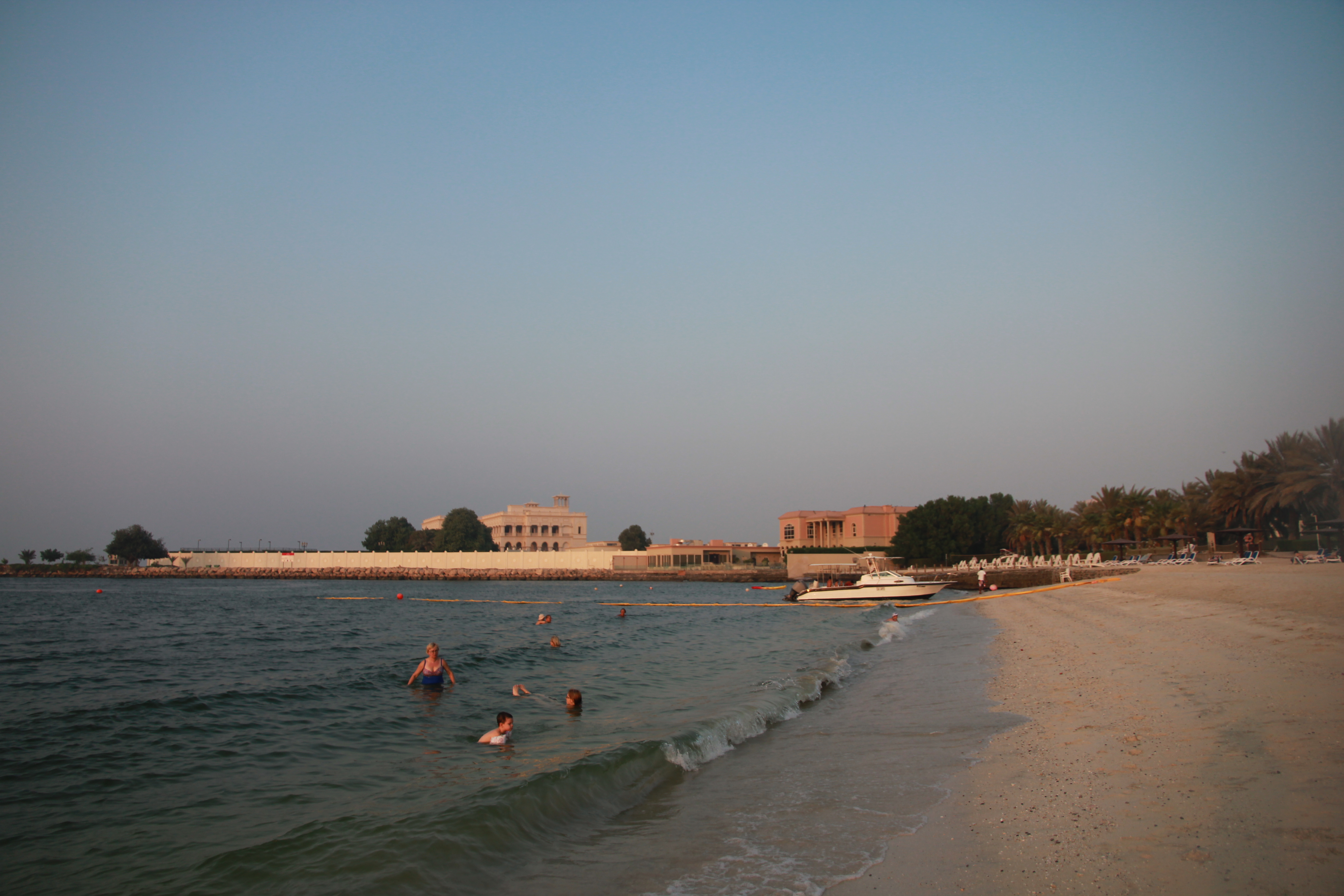 Теплое море
