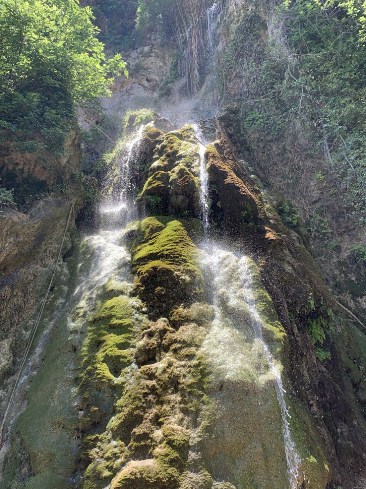 Водопад Кремиотис