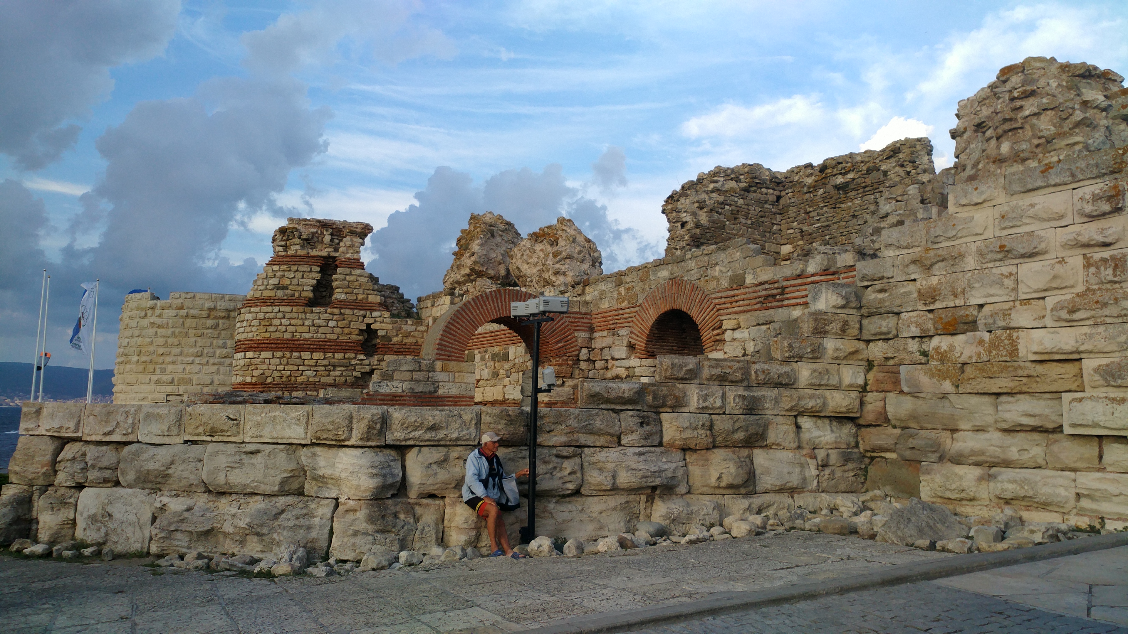 Несебр, старинные постройки