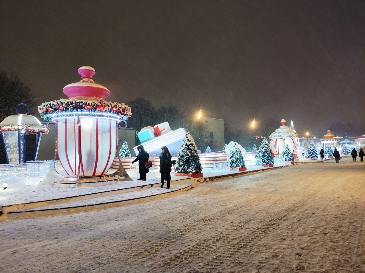 Аллея в Дворца пионеров, Воробьевы горы